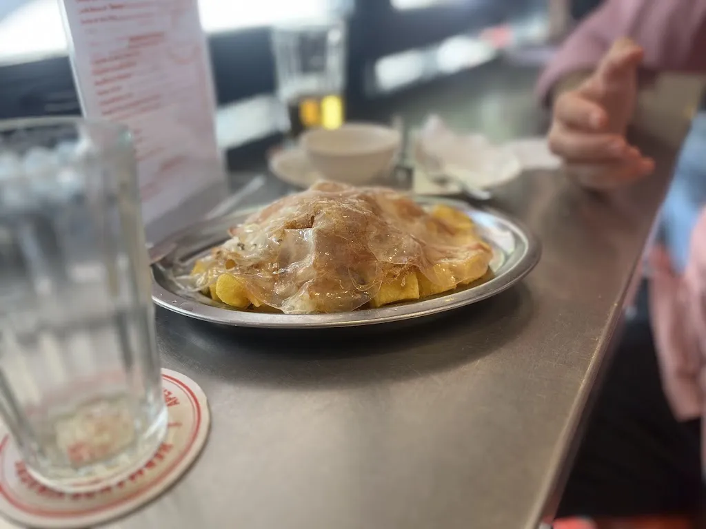 Deimantė Bazytė_Hermanos Vinagre_Cisneros_review