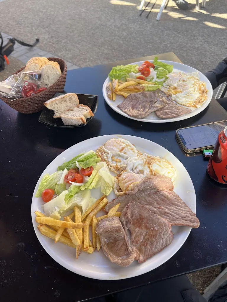 Café-Bar Puzzle’s_Frómista_slider_image_3