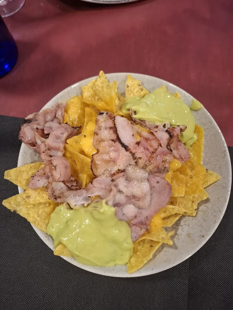 Verónica Rebollo_Restaurante Antiguas Escuelas_Herrera de Valdecañas_review