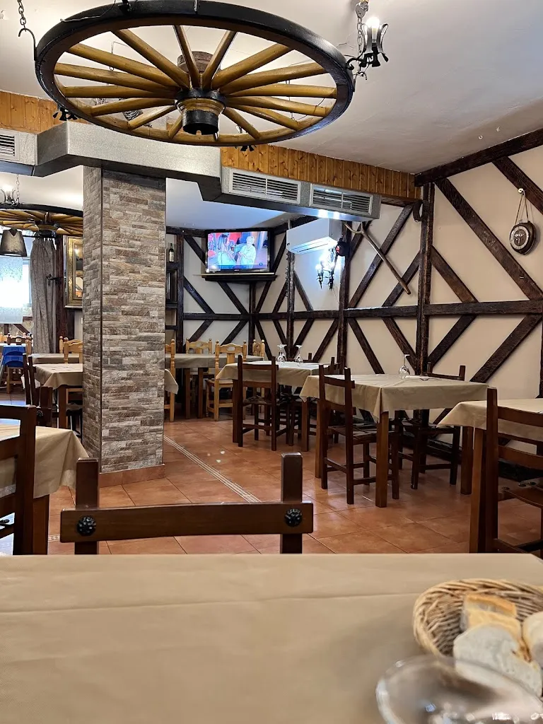 Restaurante El Bodegón restaurant in Hérmedes de Cerrato