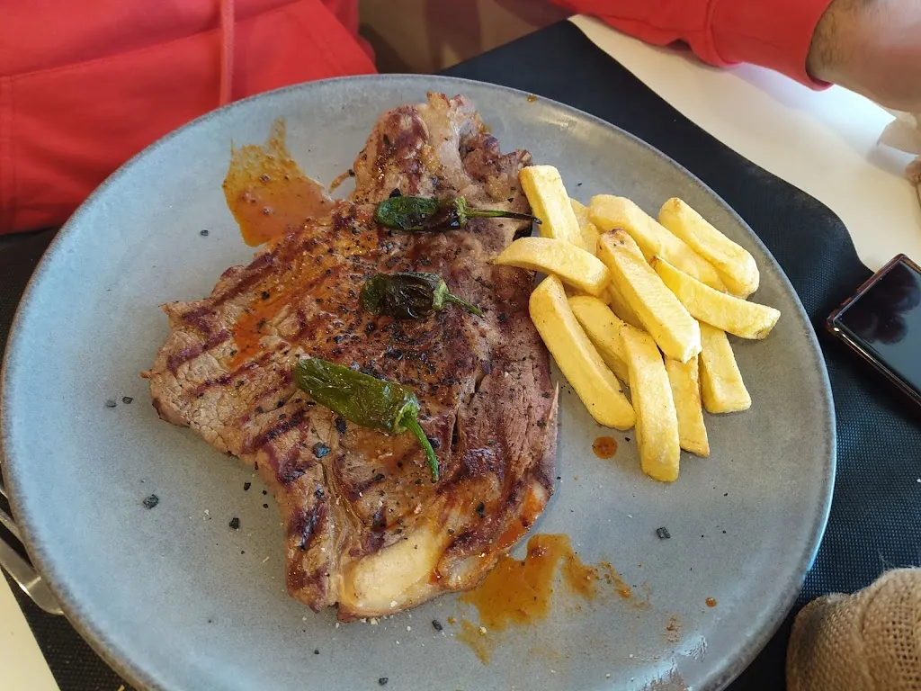 Menu_Restaurante La Corbata Magaz_Hérmedes de Cerrato_image_7