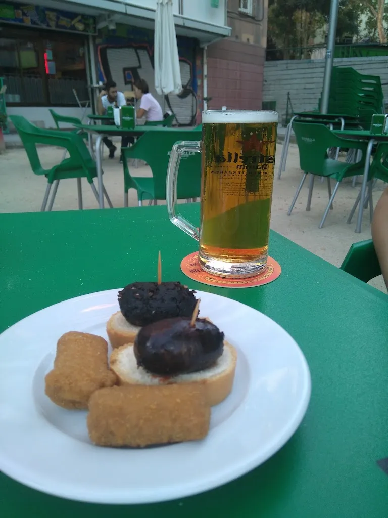 Lola Abril_Taberna Lagarto_Lagartos_recensione