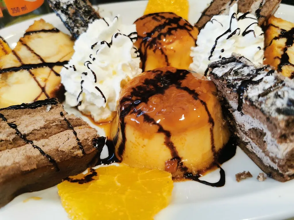 Cerveceria-cafeteria LOM@S_Lomas_slider_image_3