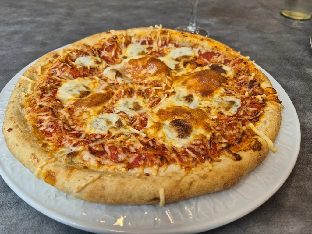 Krzysztof Zakrzewski_Holanda Restaurante_Magaz de Pisuerga_review