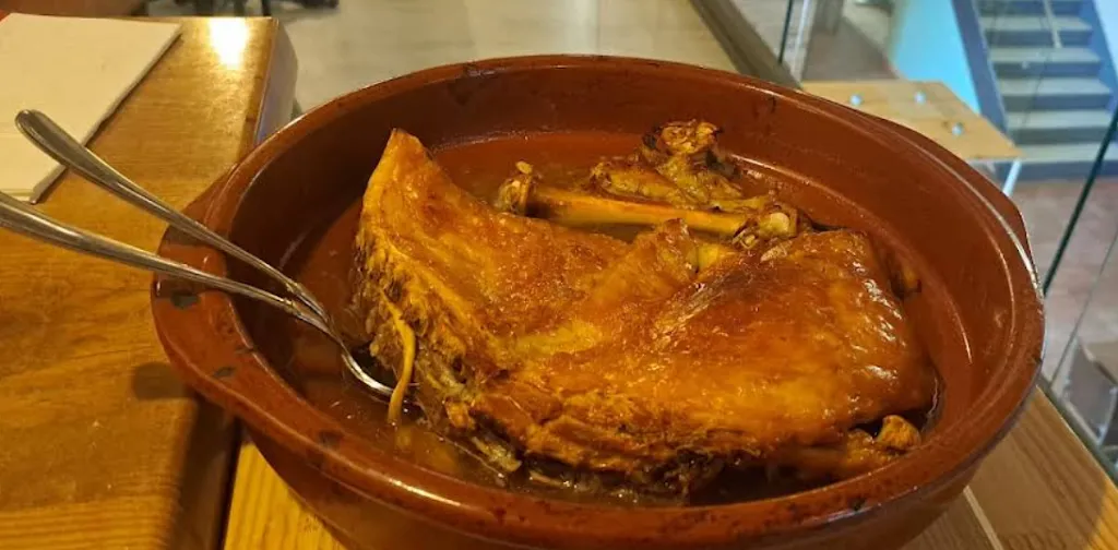 Téid Gasparini_Gastroespacio Cultural del Ovino_Osornillo_review