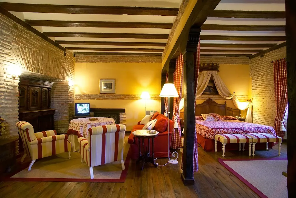 Monasterio San Zoilo | Hotel_Osorno la Mayor_slider_image_3