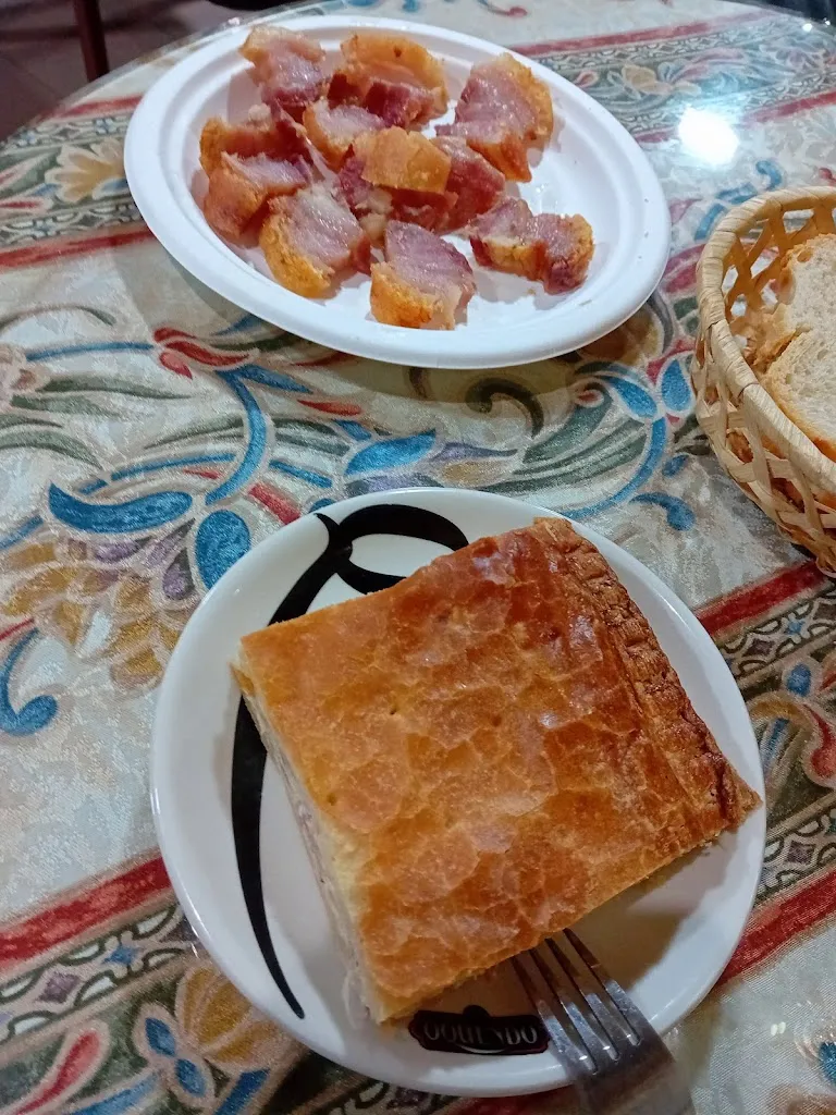 Jackie Lyons_Cafetería Villa de Osorno_Osorno la Mayor_review