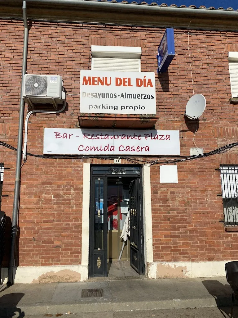 Restaurante Plaza restaurant in Osorno la Mayor