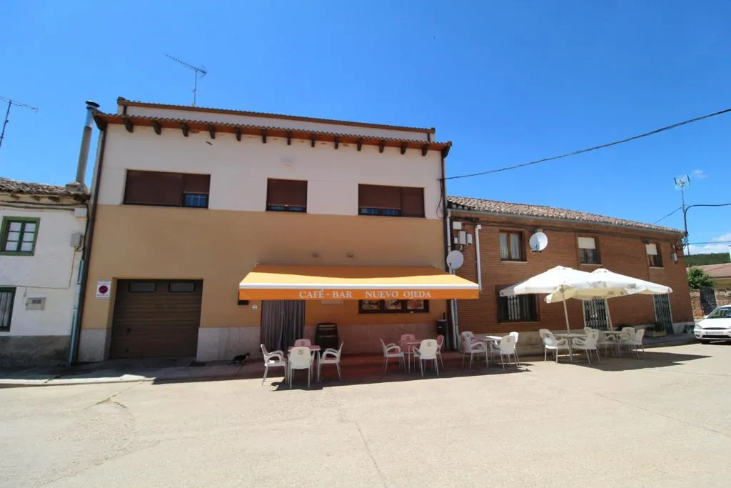 Café-Bar Nuevo Ojeda_Payo de Ojeda_slider_image_3