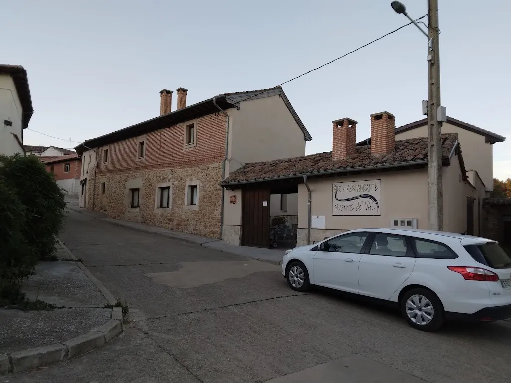 Bob Hall_Casa rural Fuente del Val_Payo de Ojeda_review