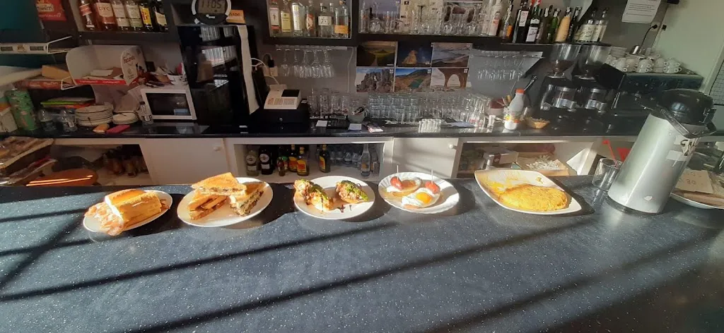 BAR CHEMA & MARIAN restaurant in Piña de Campos