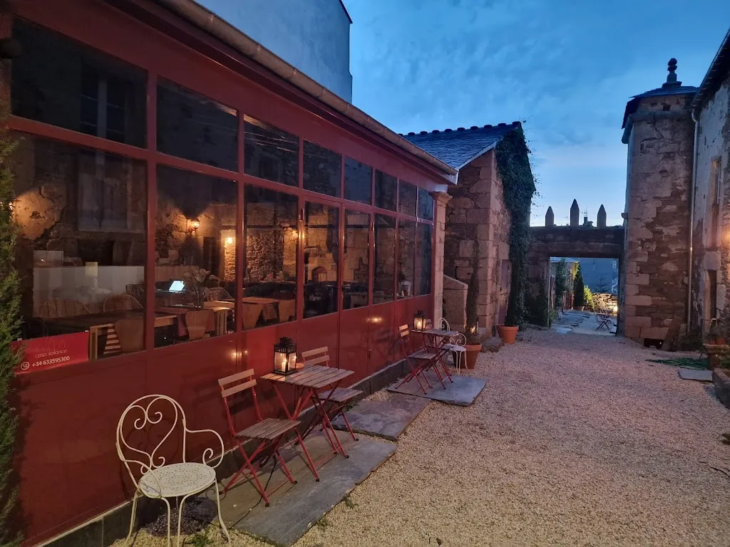 Albergue los Blasones ristorante a Quintanilla de Onsoña