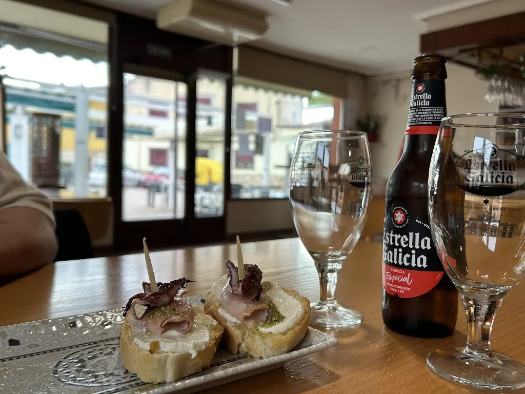 bren gold_Bar el Pico_Quintana del Puente_review