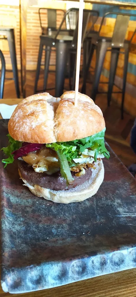 El Buzón de la Plaza_Renedo de la Vega_slider_image_2