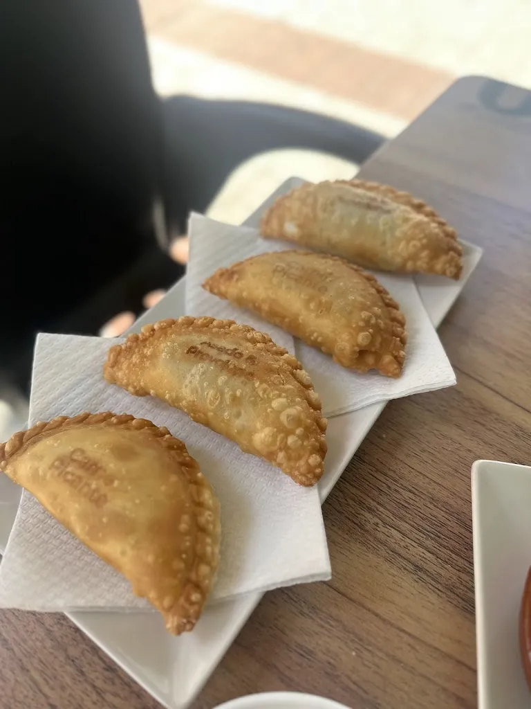 De locos_Población de Arroyo_slider_image_3