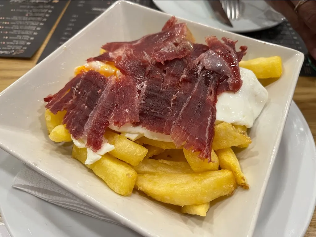 Chi Wah Fong_Restaurante Casa Emilio_Población de Arroyo_review