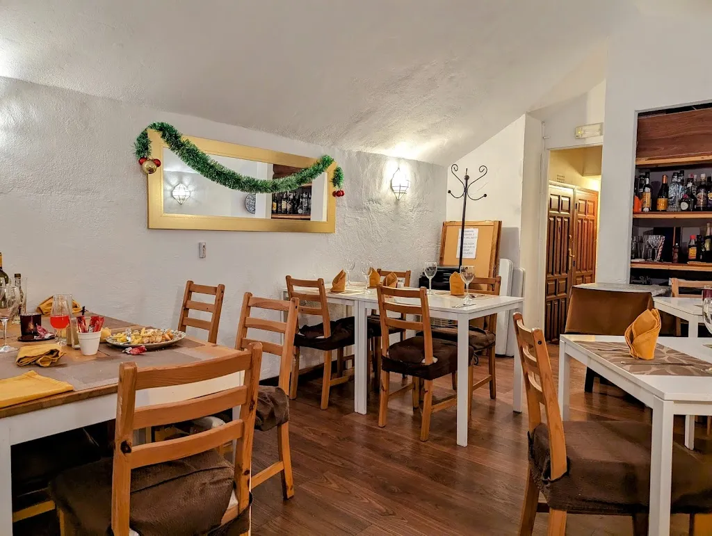 Restaurante El Corralón restaurant in Población de Arroyo