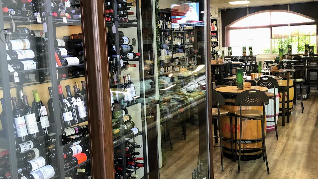 La Despensa Tapas and Wine Bar_Población de Arroyo_slider_image_1