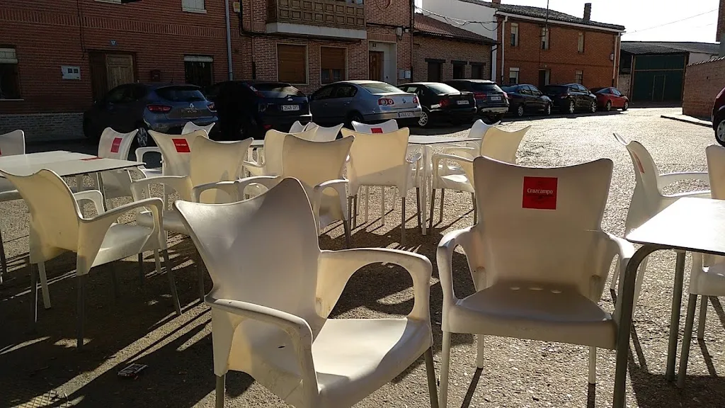 José Quirce_Bar La Fragua_San Cebrián de Campos_review