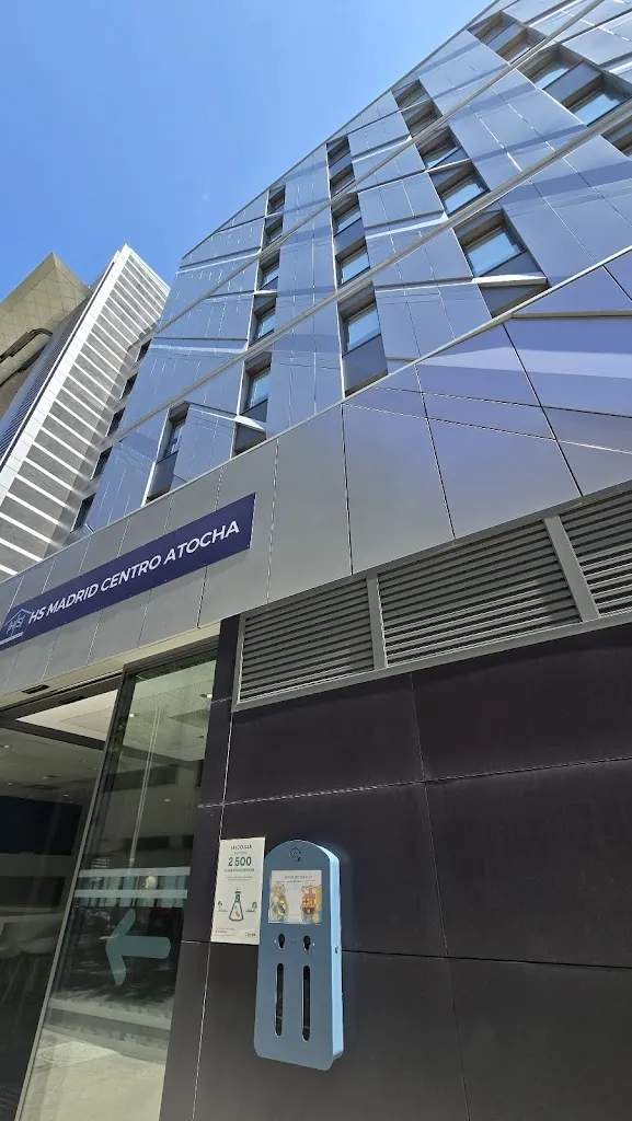 Desmond Hui_Hostal Madrid Atocha_San Cebrián de Mudá_review