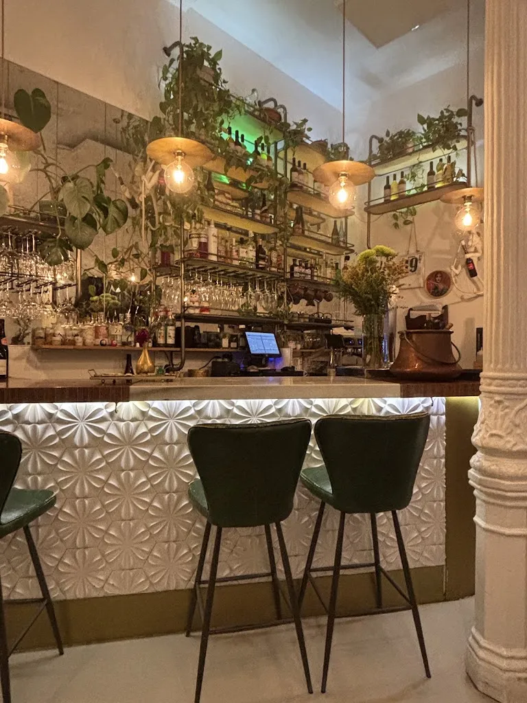 Mirit Baranes_Sr. Ito_Santoyo_review