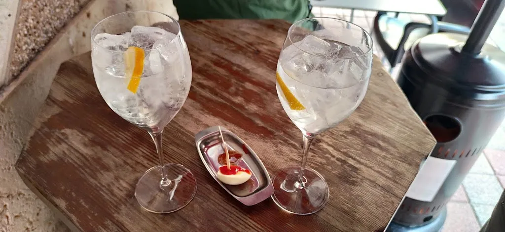 Menu_Bar Vival_Santibáñez de la Peña_image_2