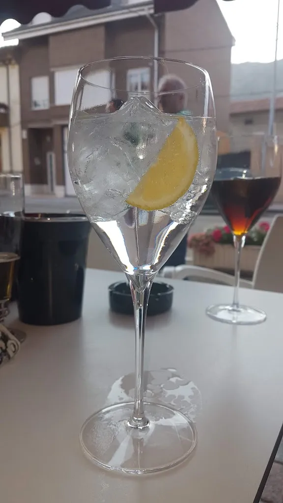 Menu_Cafeteria Mario_Santibáñez de la Peña_image_7