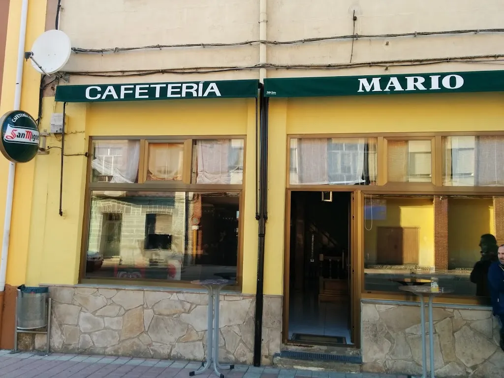 Cafeteria Mario restaurant in Santibáñez de la Peña
