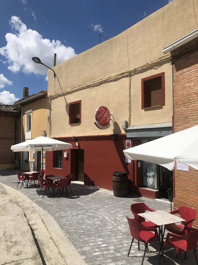 Bar Don de Cancín restaurant in Tariego de Cerrato