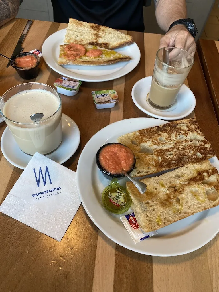 Dj G_Restaurante Dolmen de Axeitos_Valdeolmillos_review