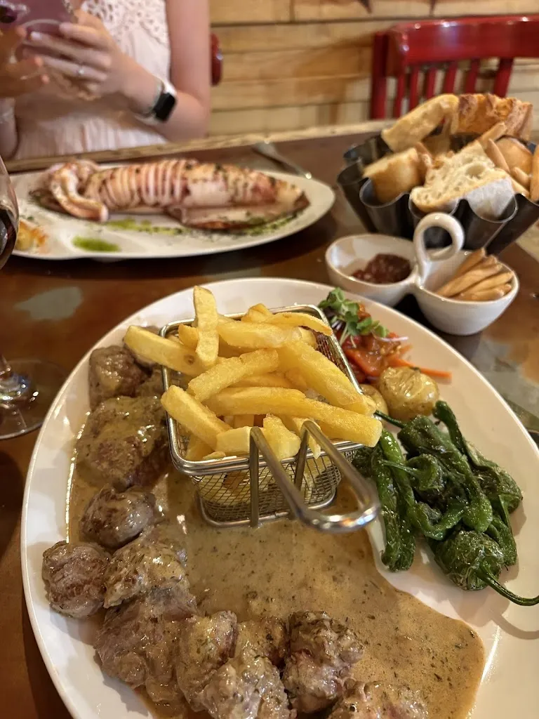 Isabel Fernandez_Alcaravea, Cerveceria Restaurante_Villada_review