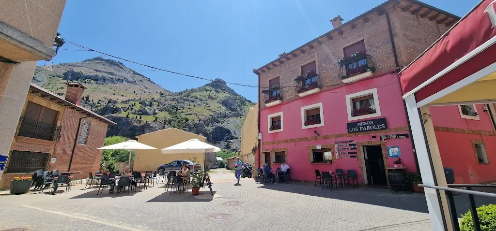 Russ_Mesón Los Faroles_Velilla del Río Carrión_review