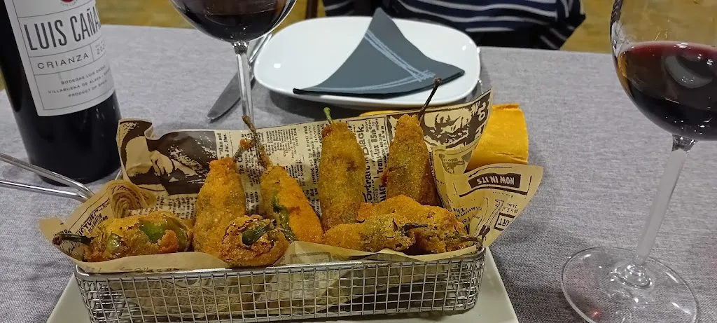 Belen Gutierrez_La Cañada_Velilla del Río Carrión_review