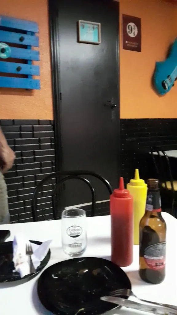 KATI_Bar La Reana_Velilla del Río Carrión_review