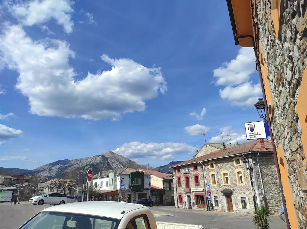 Bar el Sol_Velilla del Río Carrión_slider_image_3