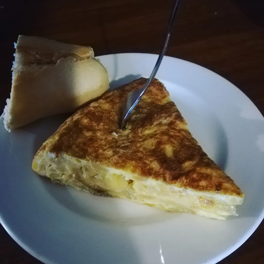 Javi Lopez_Bar La Parrilla_Villalobón_review