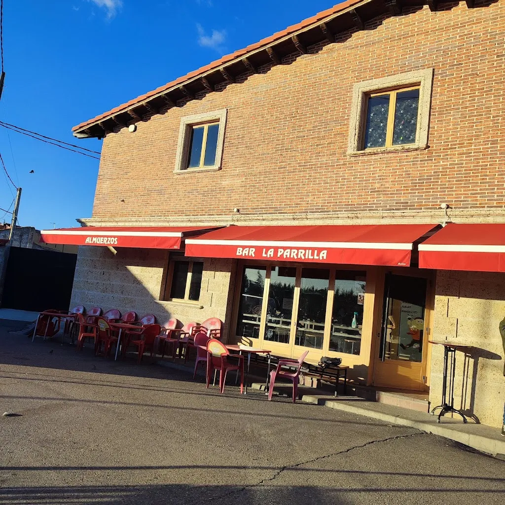 Bar La Parrilla restaurant in Villalobón