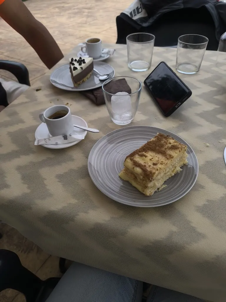 a. c.c._Restaurant El Rincón De Dora_Torremanzanas/Torre de les Maçanes la_review