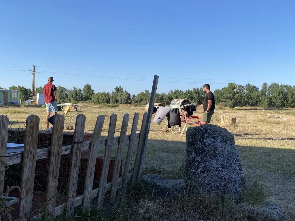 Róbert Szabó_Albergue Amanecer_Villarmentero de Campos_review