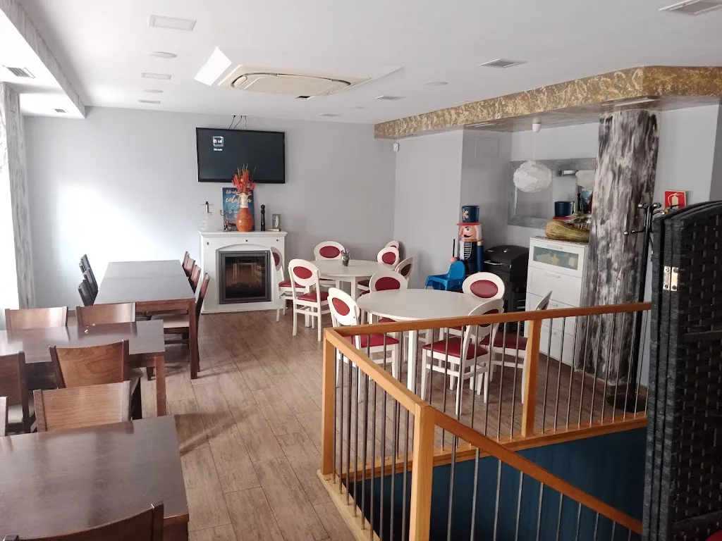 Rincon De Nur restaurant in Villamuriel de Cerrato