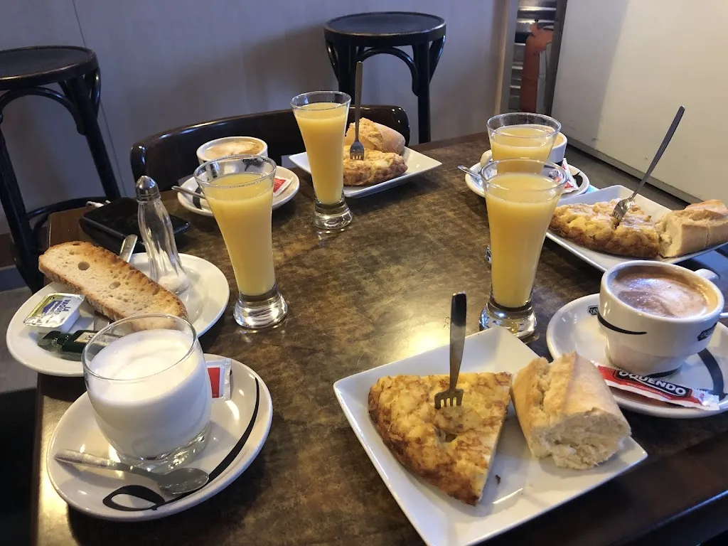 Bar De Camino_Villasarracino_slider_image_2