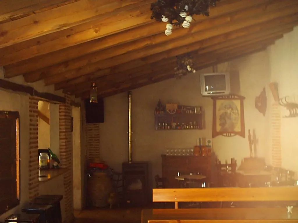 MESON LAS CEPAS restaurant in Villarrabé