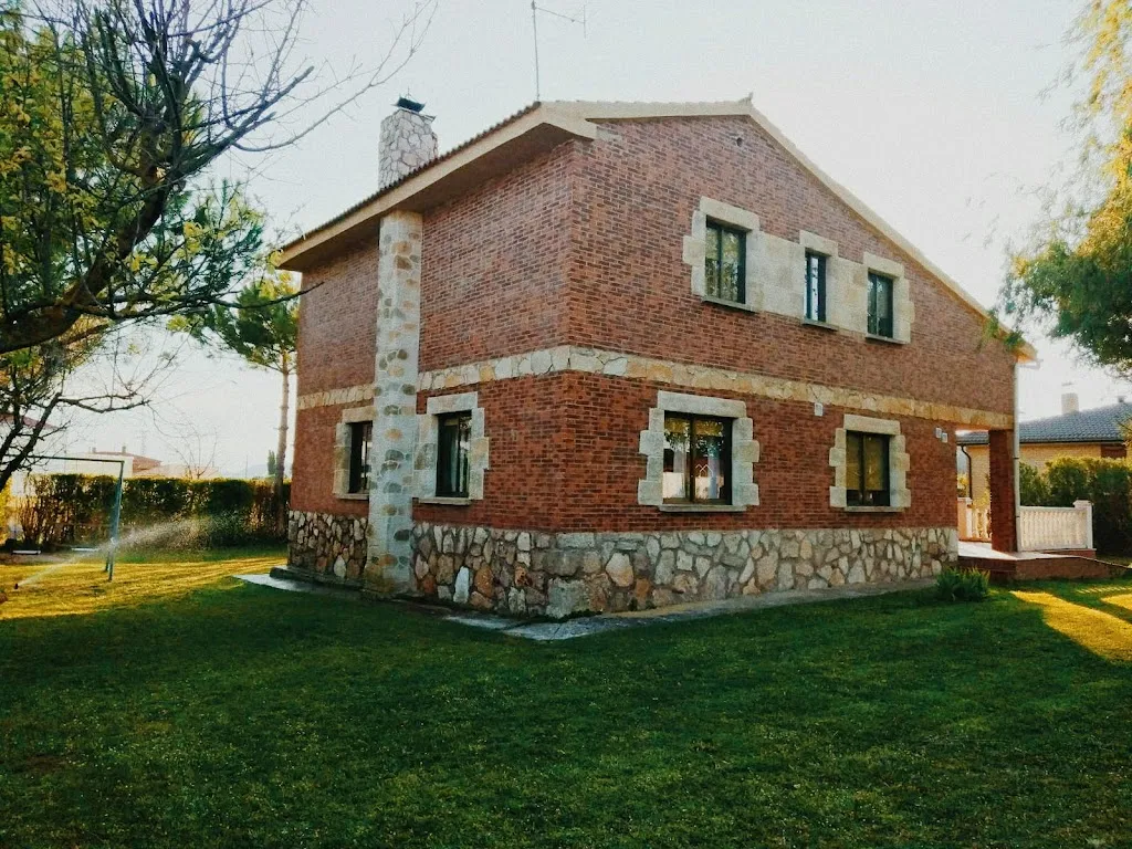 Casa Rural La Casona de Villodrigo 2 restaurant in Villodrigo
