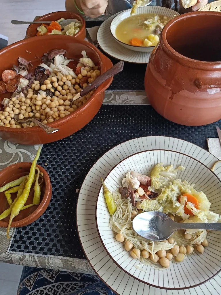 Dariusz Socha_Cocidos en barro_Barro_review