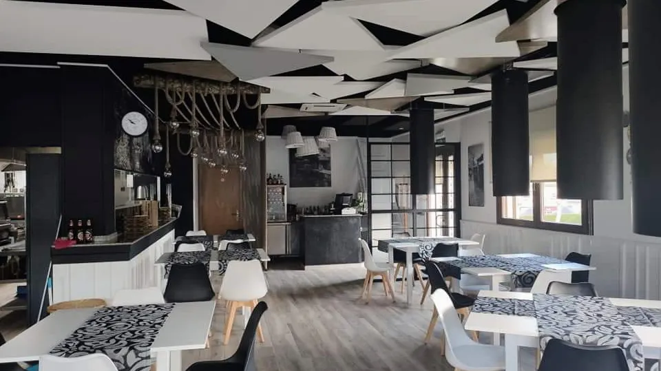 Hostal Restaurante Galicia ristorante a Agolada