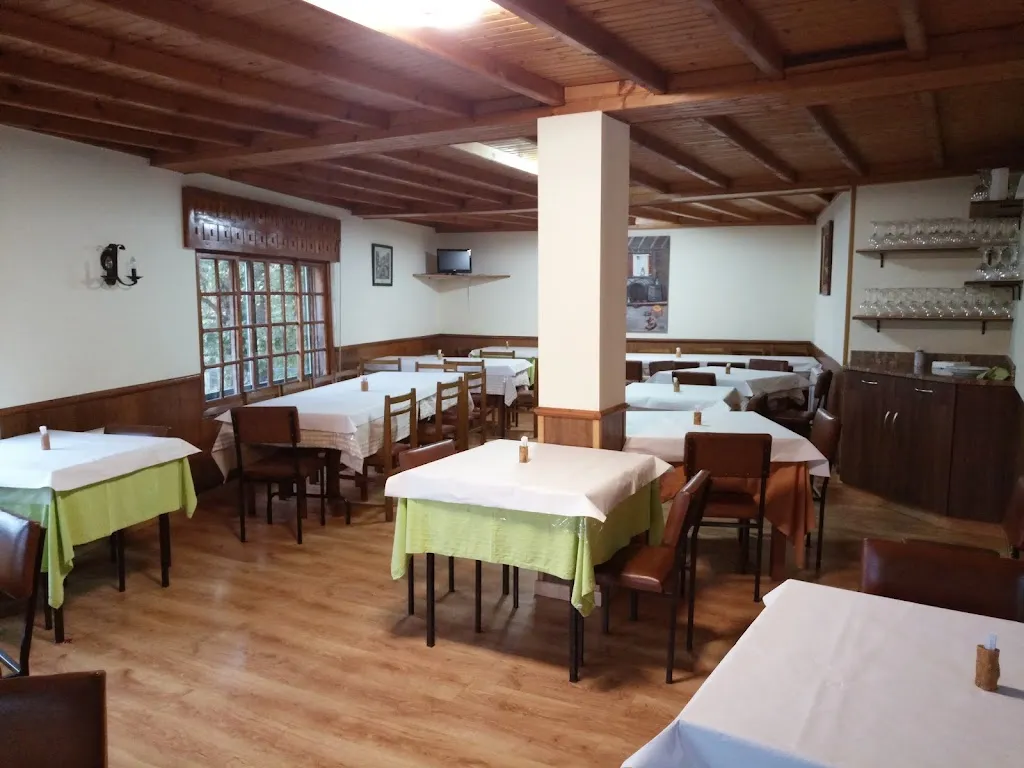 Merendeiro Do Arnego restaurant in Agolada