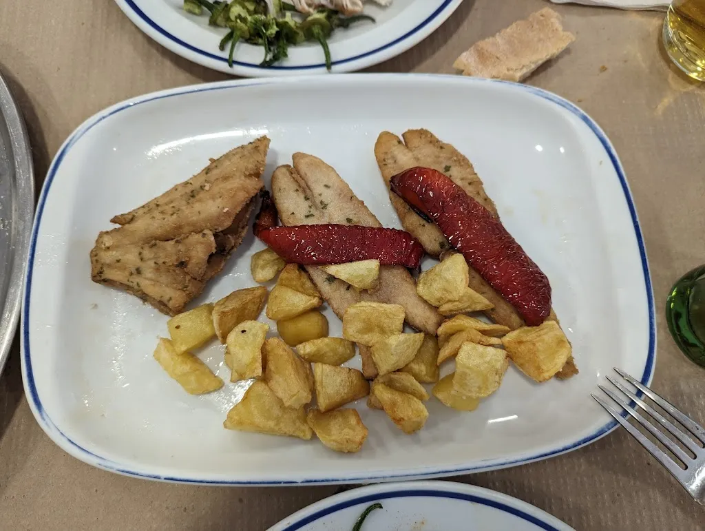 Godfrey Oguike_Casa Macillos_Cangas_review