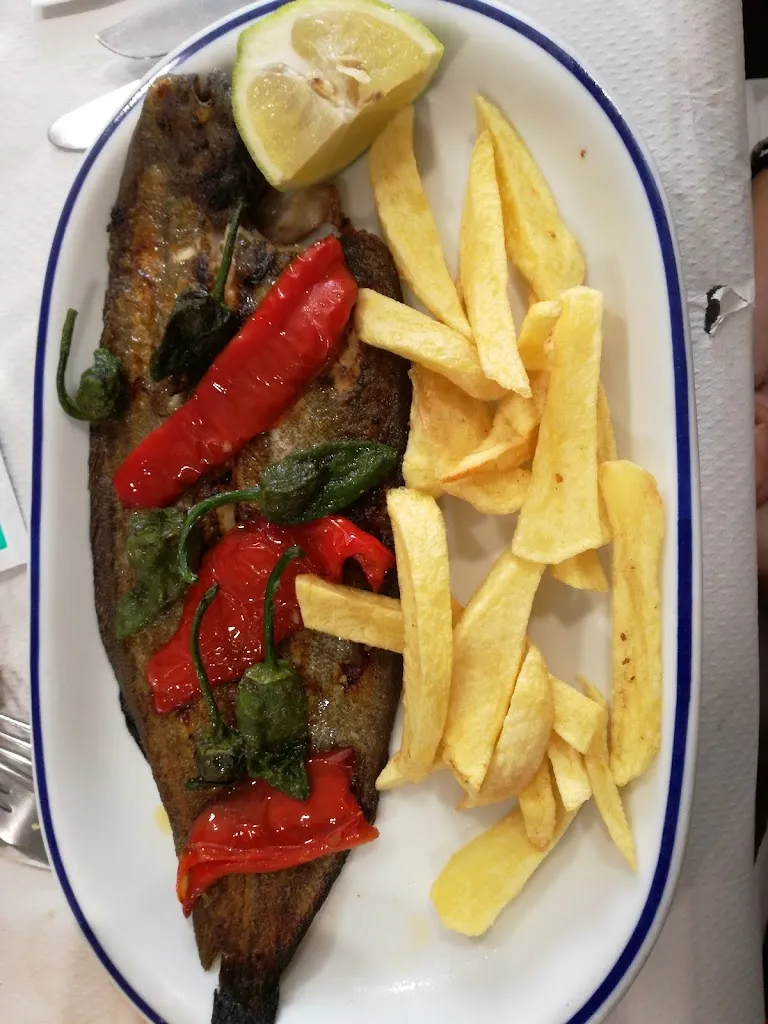 rubén martinez_Casa Macillos_Cangas_review