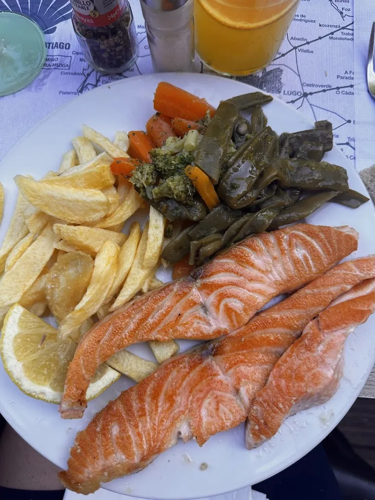 Donna M_As Termas_Caldas de Reis_review