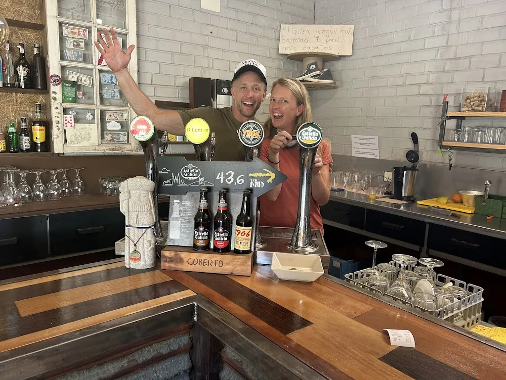 Kelly Cowden_O Cuberto_Caldas de Reis_review